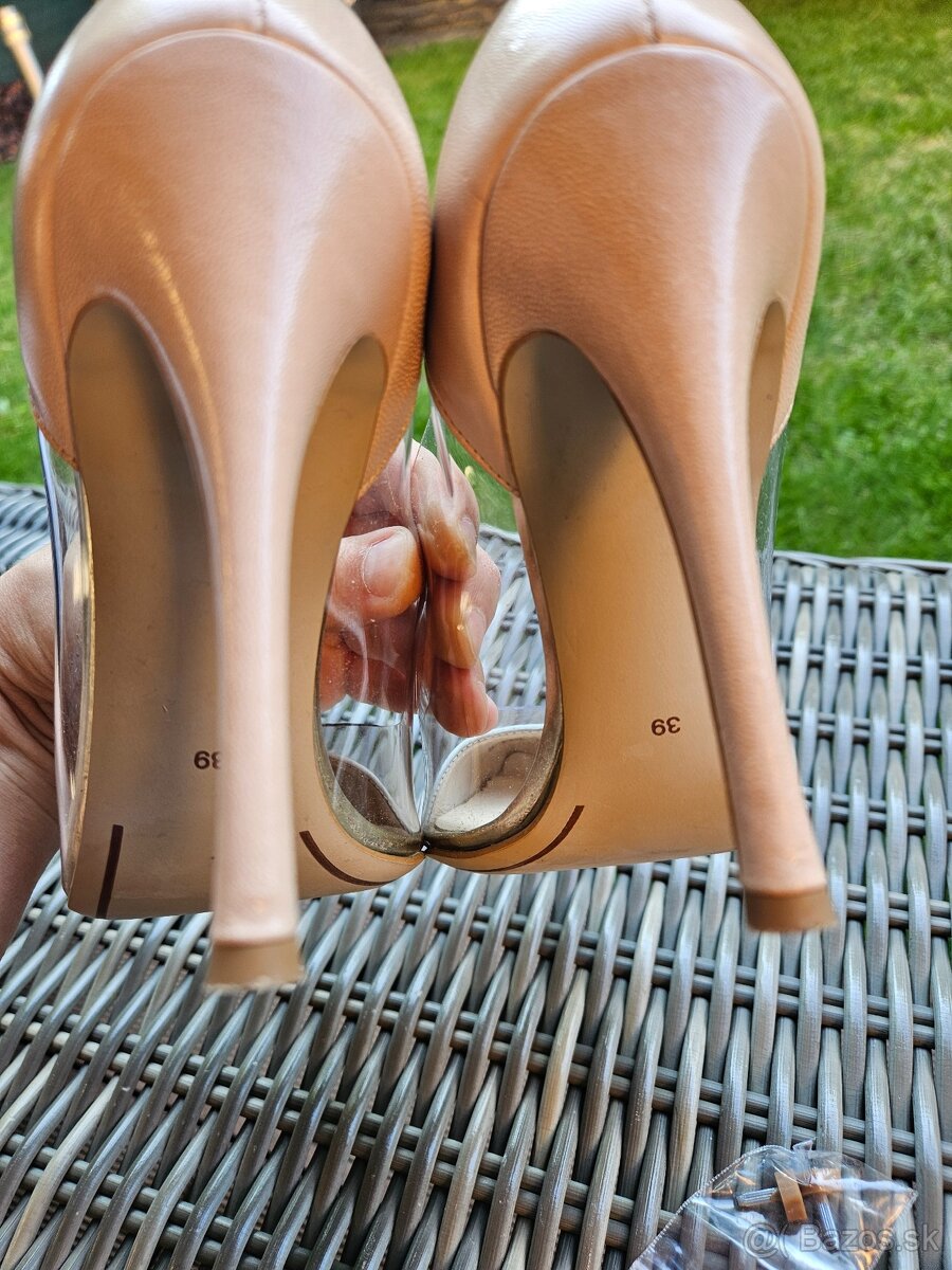 Lodicky Nescior v. 39 - 3