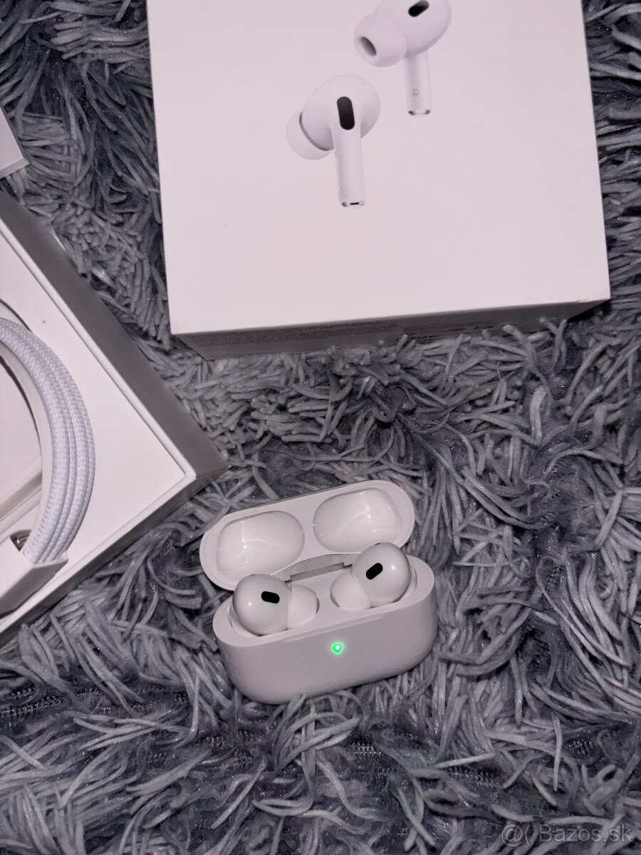 Apple AirPods 2 Pro - 3