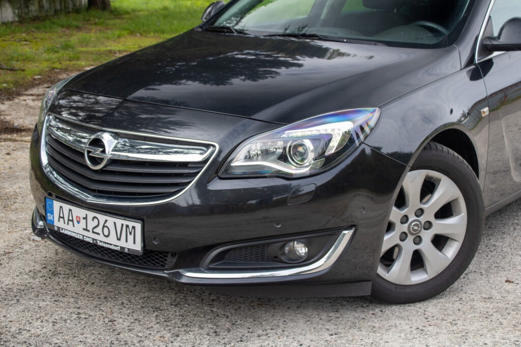 Predam Opel Insignia Combi Sports Tourer Inovation - 3