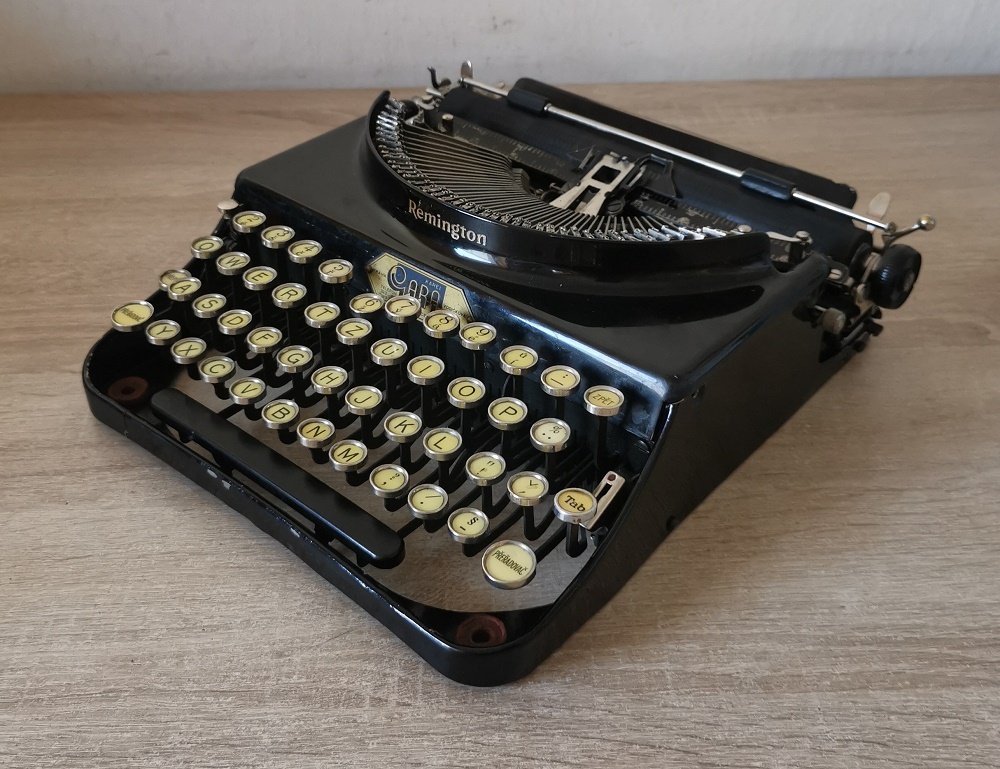 Starožitný písací stroj Remington Portable 3 z roku 1929 - 3