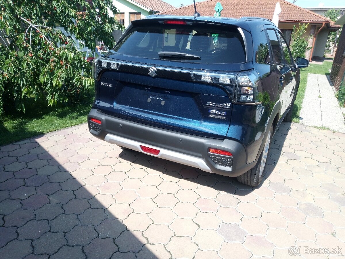 Predám Suzuki SX4 S-croos 4wd - 3