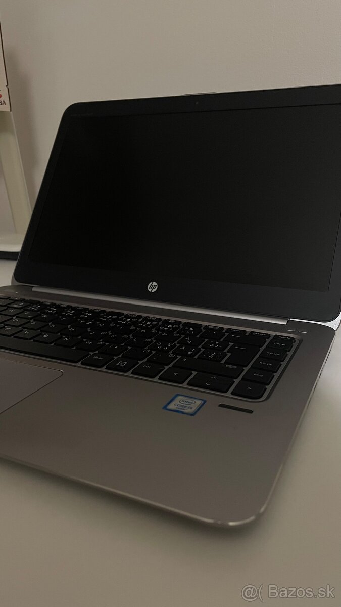 HP 8260NGW (EliteBook 1040) - 3