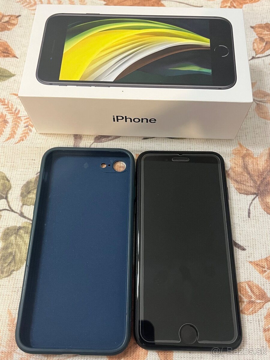 iPhone SE 2020 64 GB - 3