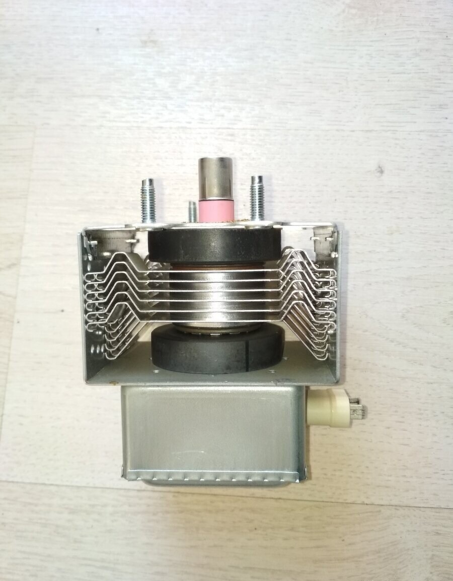 Magnetron do mikrovlnky 2M167B-M10 - 3