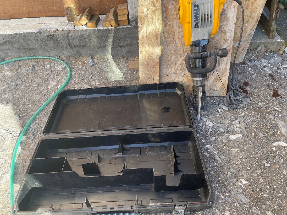 Dewalt búracie kladivo - 3