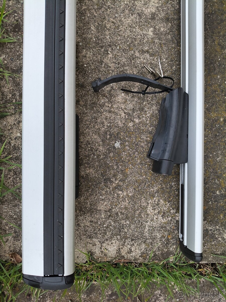 THULE strešné nosiče 150cm - 3