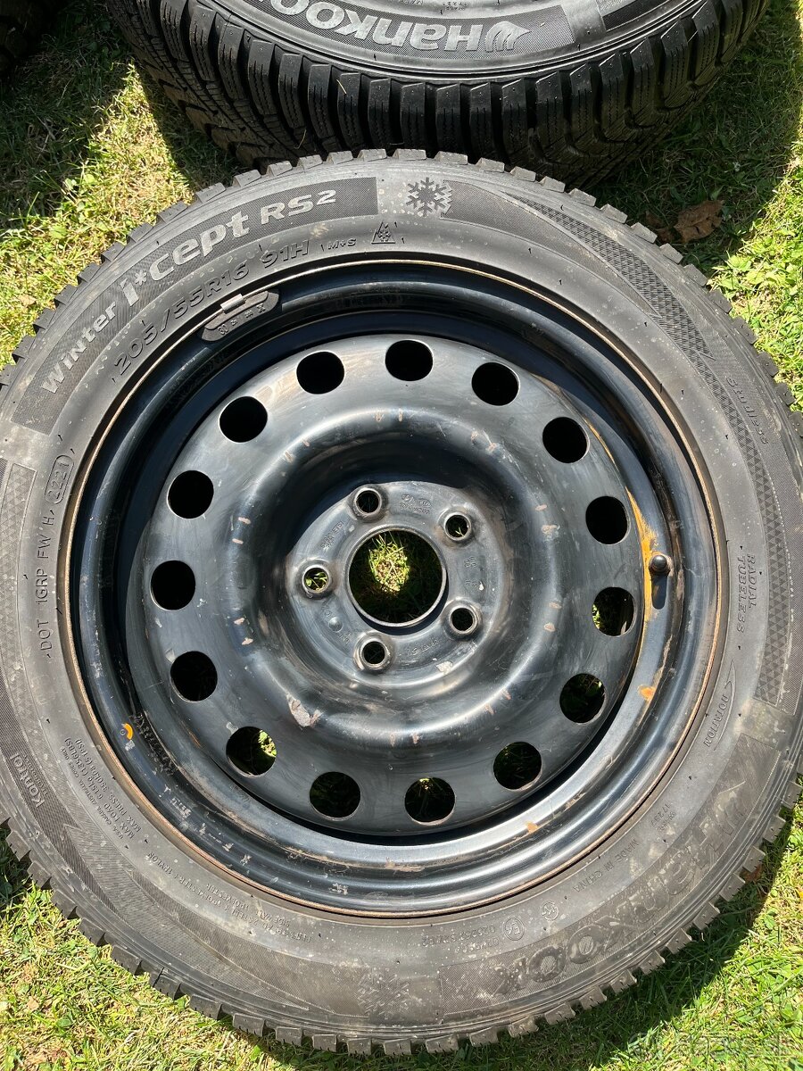 Plechové disky + zimné pneu 205/55 R16 91H M+S - 3