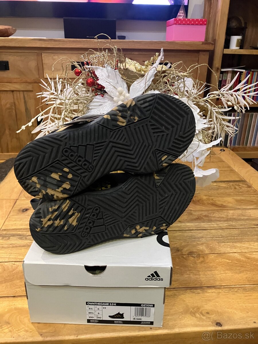 Letné adidas tenisky - 3