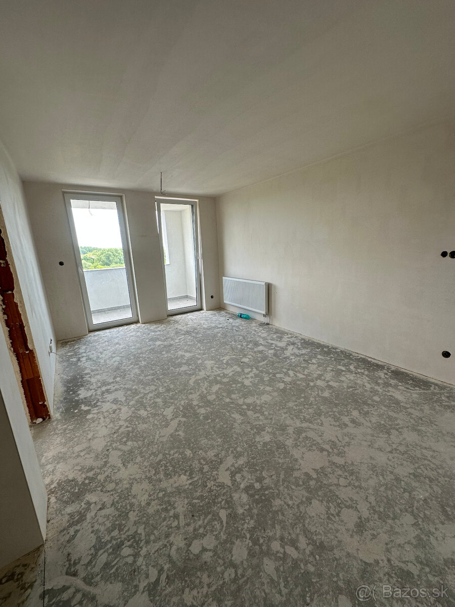 Na predaj 2-izbový byt Michalovce Zvončeková - 3