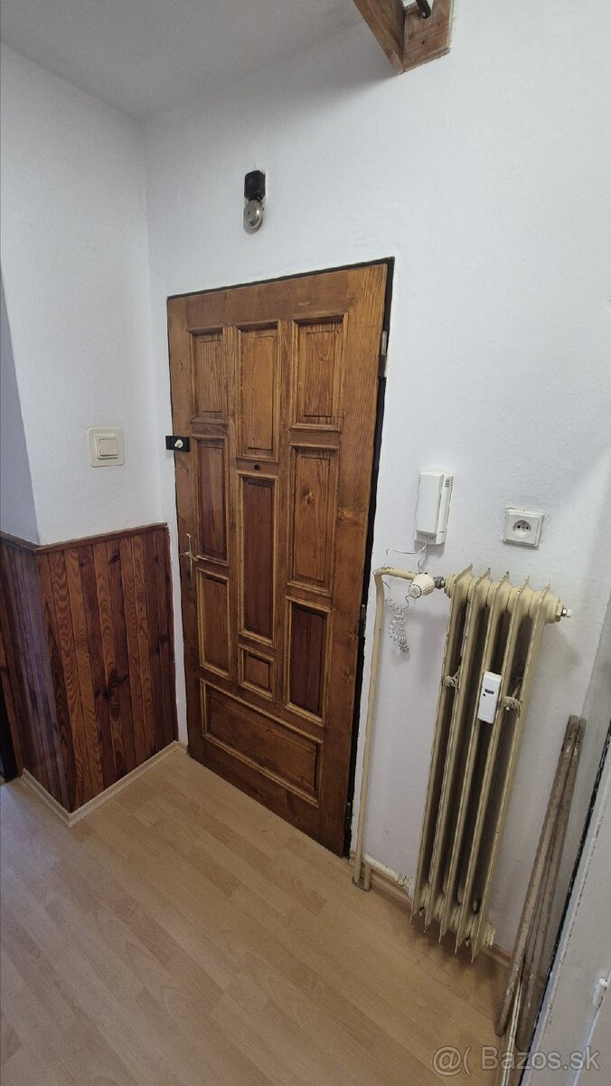 Na predaj 2 izbový byt v Ladcoch - 3