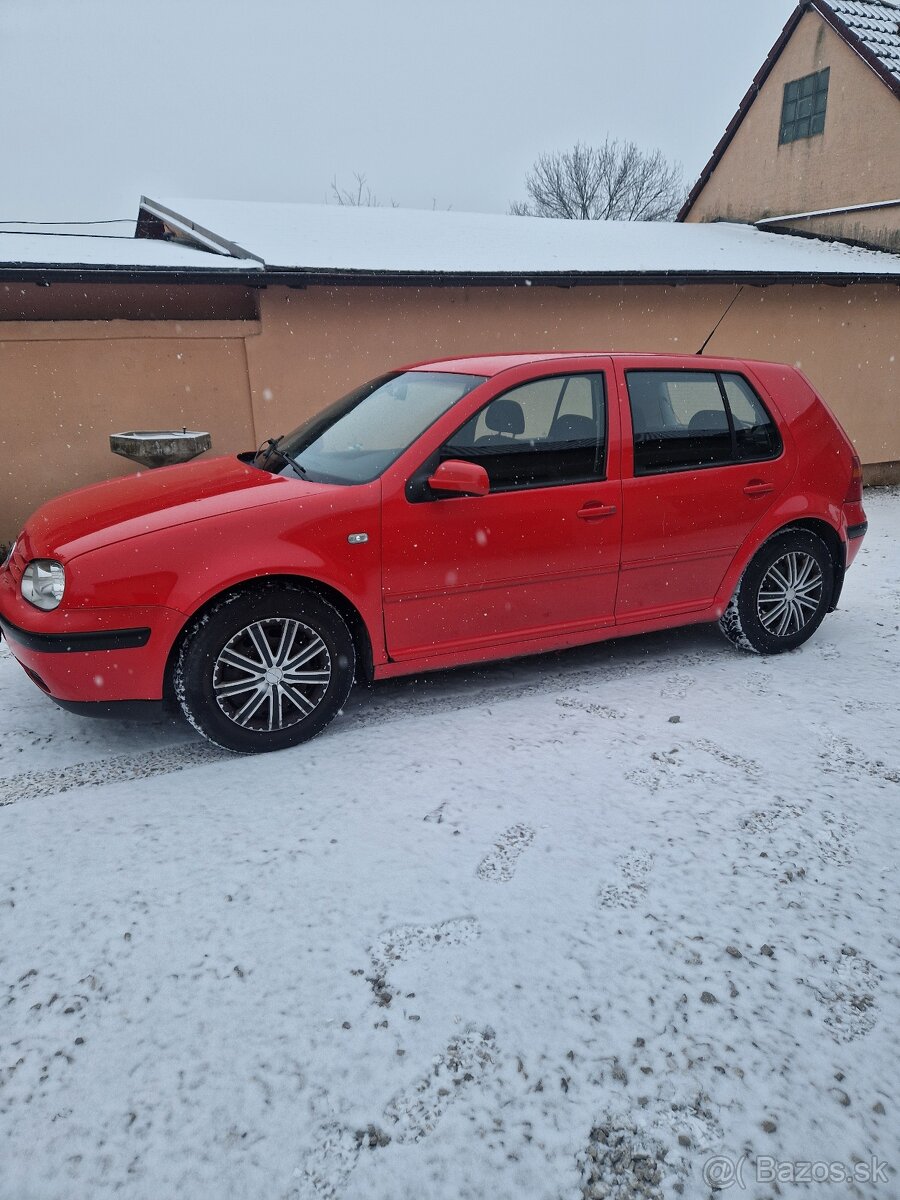 Predám Volkswagen Golf 4 - 3