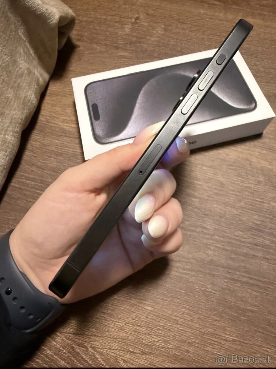 iPhone 15 Pro Max Black Titanum 256 GB - 3