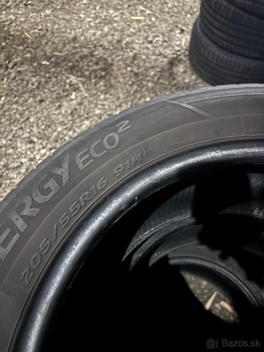 Predám letné pneu Hankook 205/55 r16 - 3