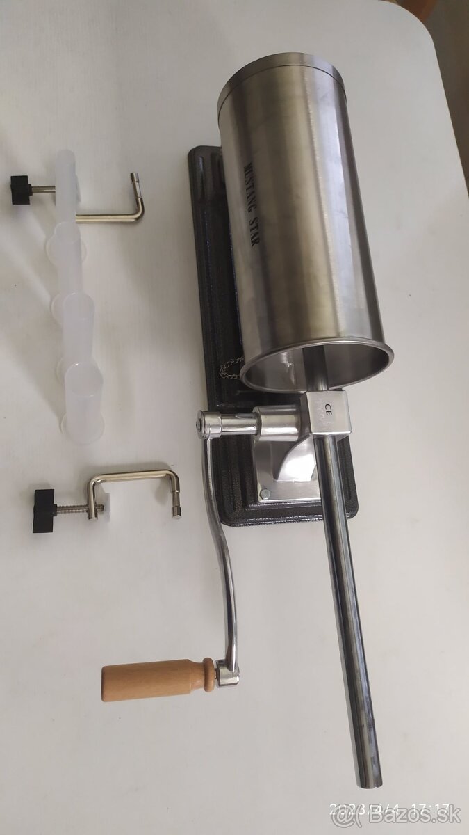 Plnička na klobásy-narážačka - 3