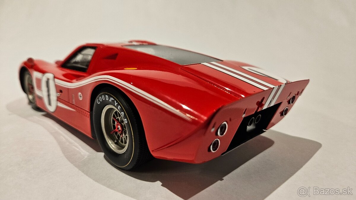Spark 1:18 Ford GT Mk IV víťaz Le Mans 1967 - 3