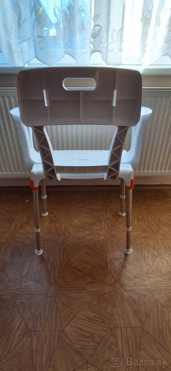 Sprchovacia stolička NOVÁ - 3