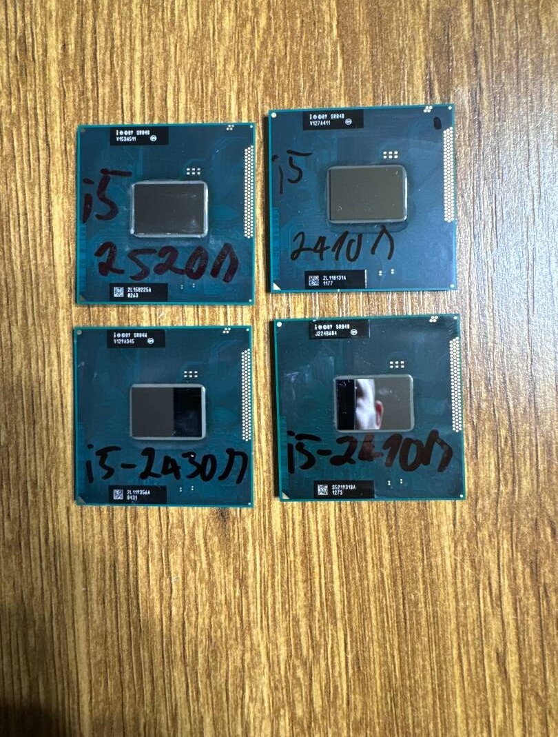 Predám procesor Intel 2.generácie do notebooku i5 - 3