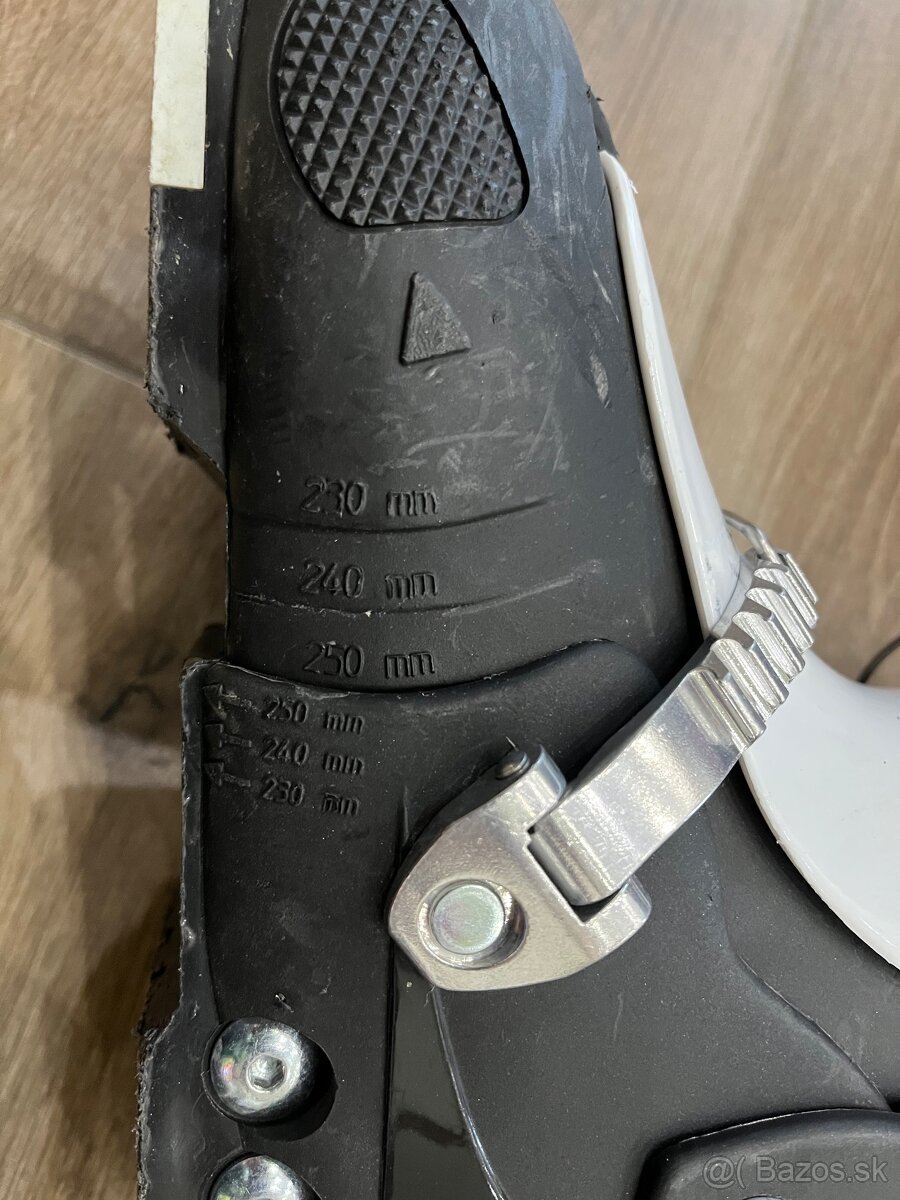 Detské nastavitelne lyziarky Roxa - 3