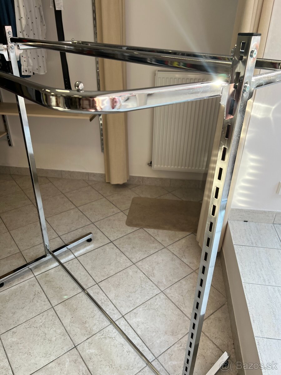 Štender / stojan na oblečenie obojstranný - 3