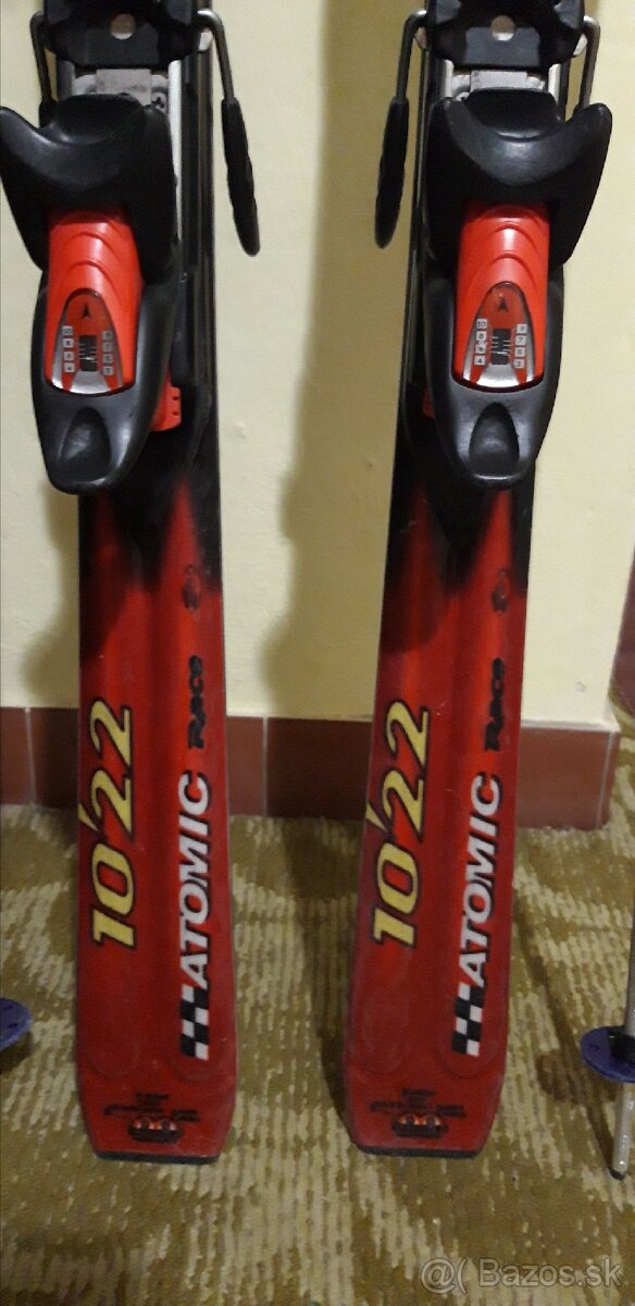 Predám lyže Atomic Beta Race carbon s palicami. - 3