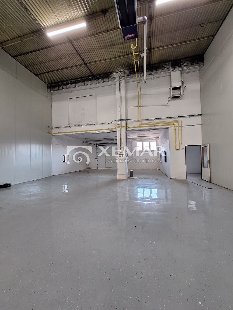 Na prenájom skladové priestory Martin - 3
