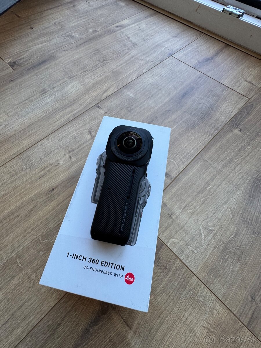 Insta360 ONE RS 1-Inch 360 - 3