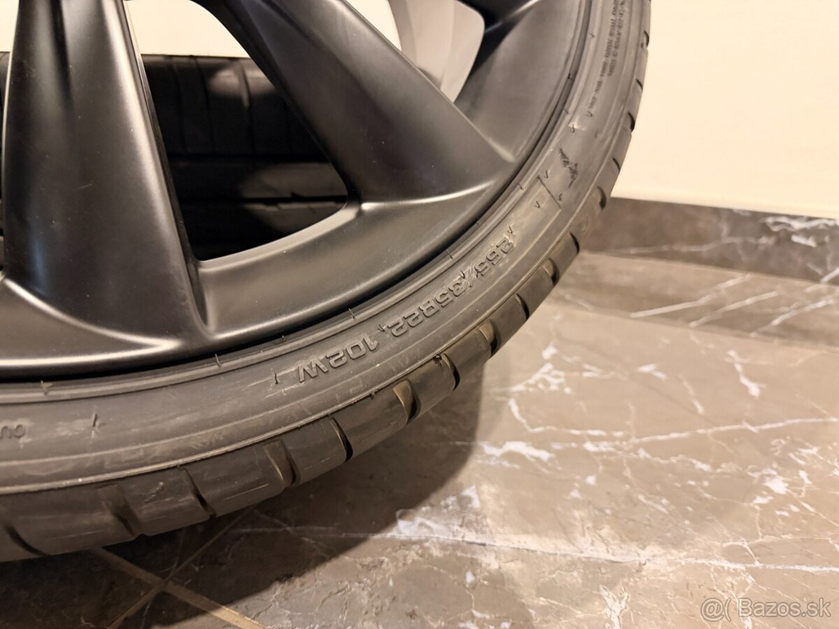 origo kolesa Tesla Model X r22 1027246-00-E léto - 3