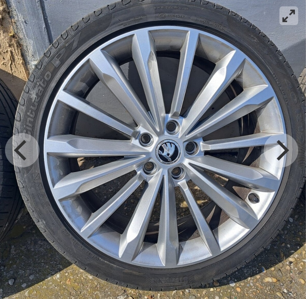 Elektróny Škoda Trinity R19 - 3