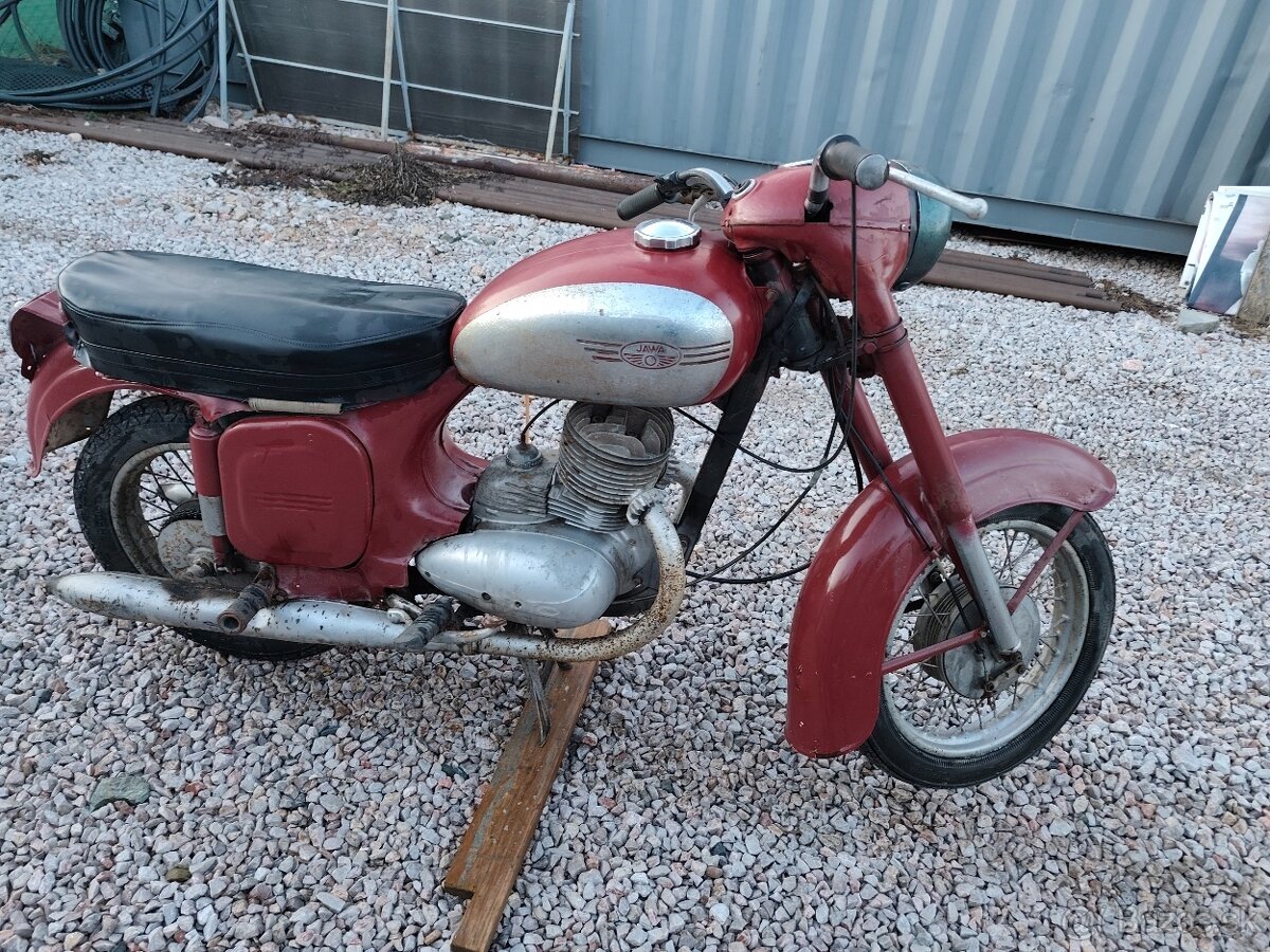 Jawa 250/353 - 3