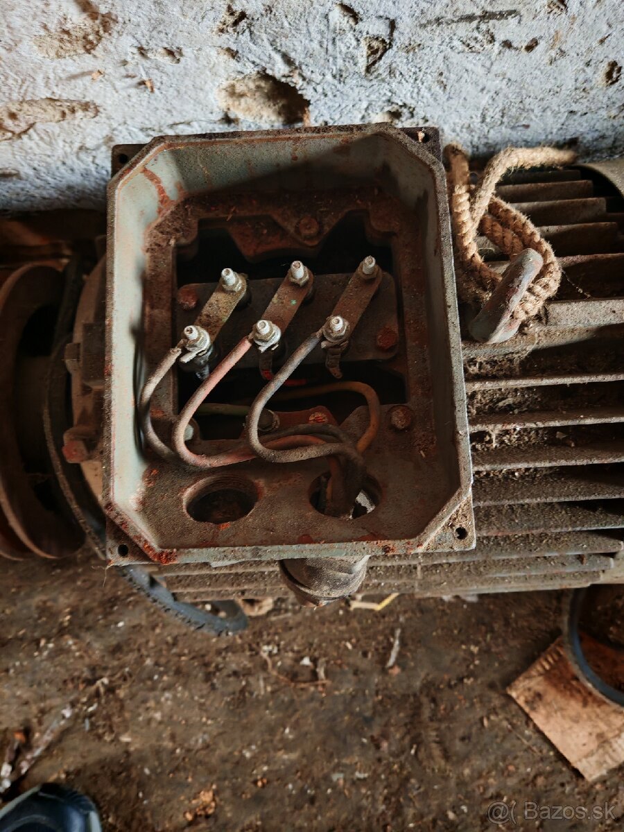 Elektromotor funkčný 11kW/15 HP - 3