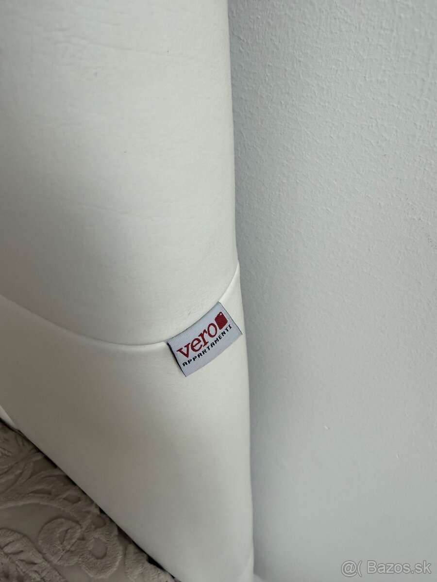 Biela kožená postel - 3