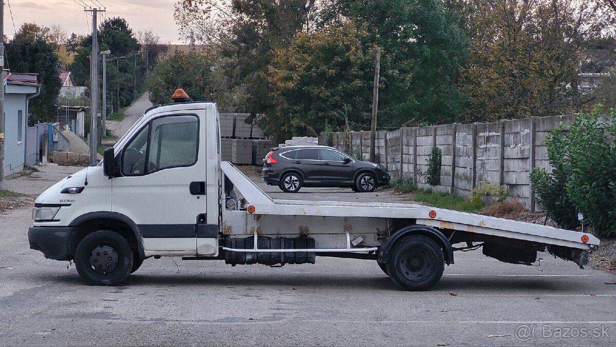 Odťahový špeciál Iveco Daily