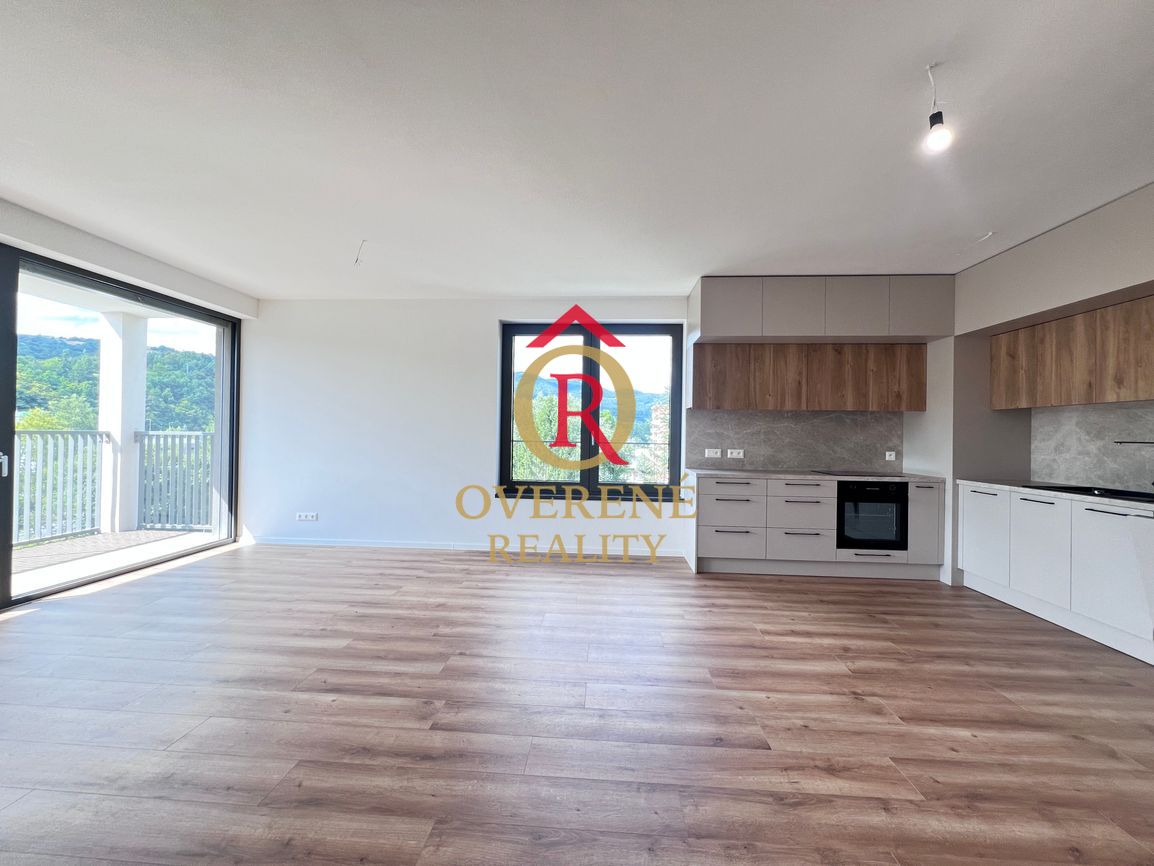 Na prenájom štýlový 3-izbový byt v novostavbe blízko centra - 3