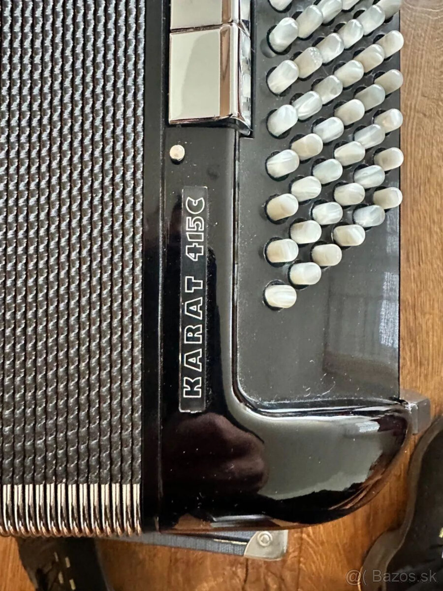 Kratt akordeón 415C - 3