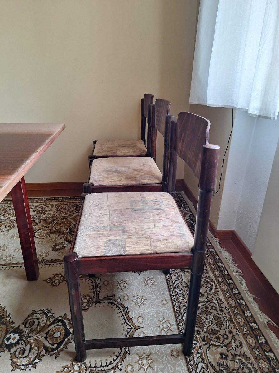 Predám jedálenský stôl so stoličkami - 3