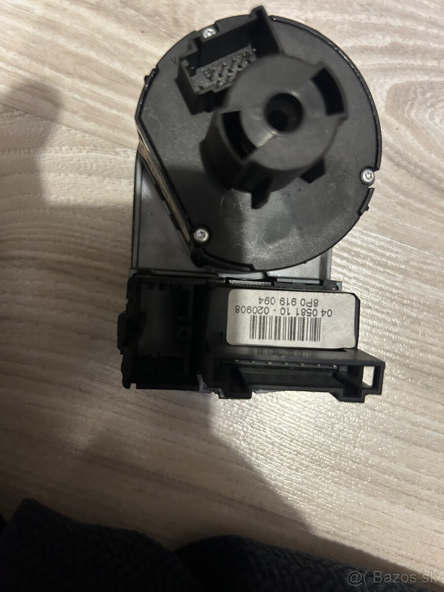 Audi a3 8P vypinac svetiel - 3