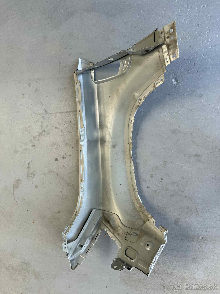 Land Rover Defender (II) Pravý predný blatník - 3