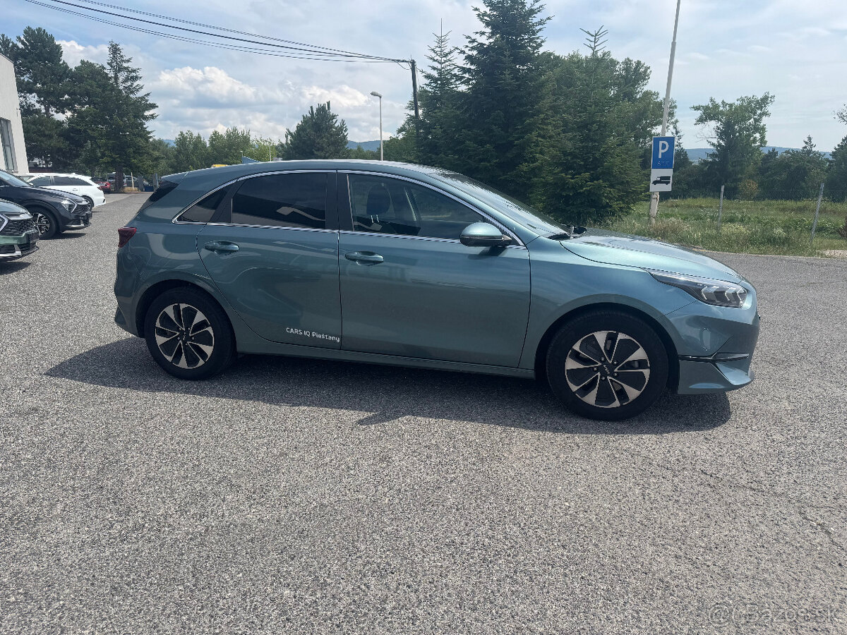 Ceed 1,5 T-GDi M6 GOLD Led pack MY25 - 3