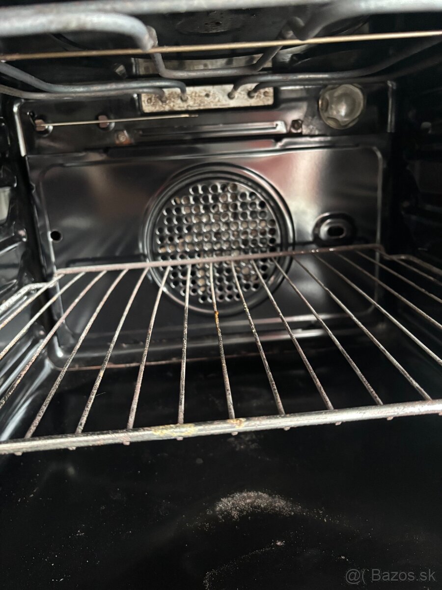 Whirlpool vstavaná rúra - 3