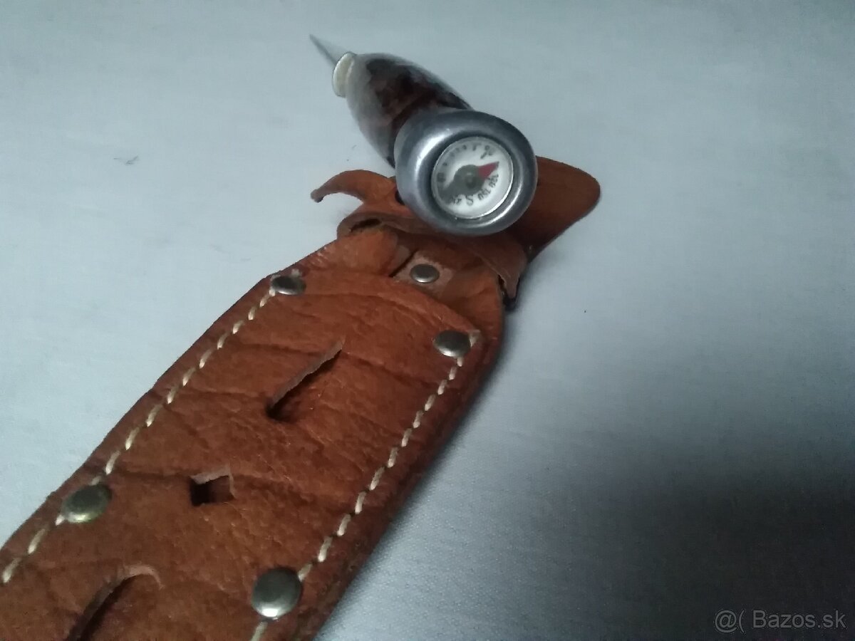 Starý poľovnícky nôž s kompasom . - 3