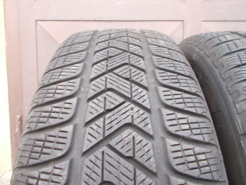 Pneumatiky Pirelli 215/65R17 zimné 2ks - 3