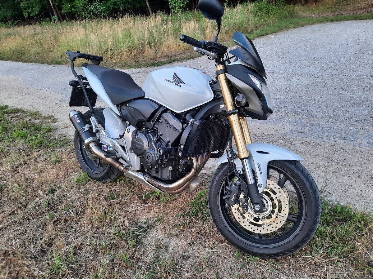 Honda hornet 600 (s ABS) - 3