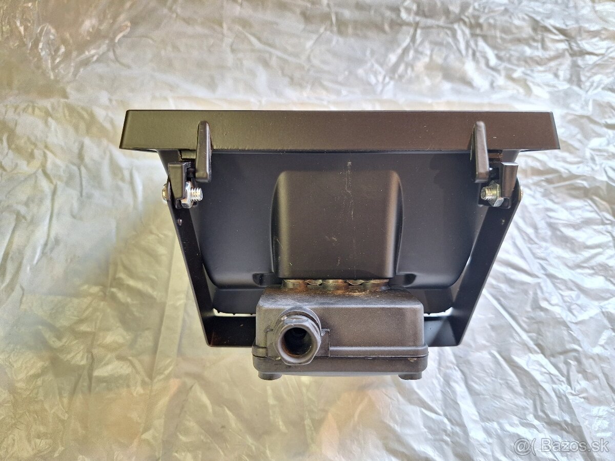 Halogénový reflektor 500W čierny – nový, nepoužitý - 3