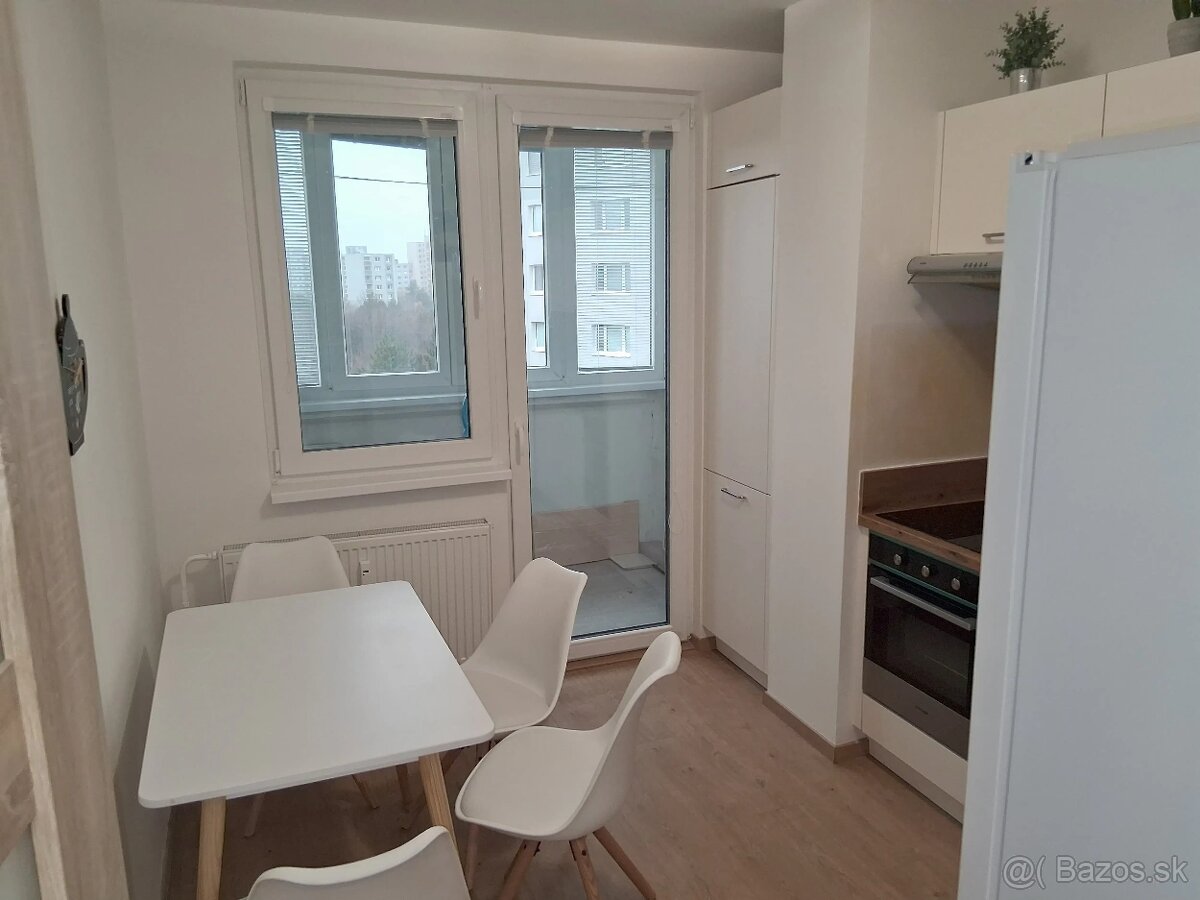 PRENÁJOM – 4iz byt na konci Petržalky - 3