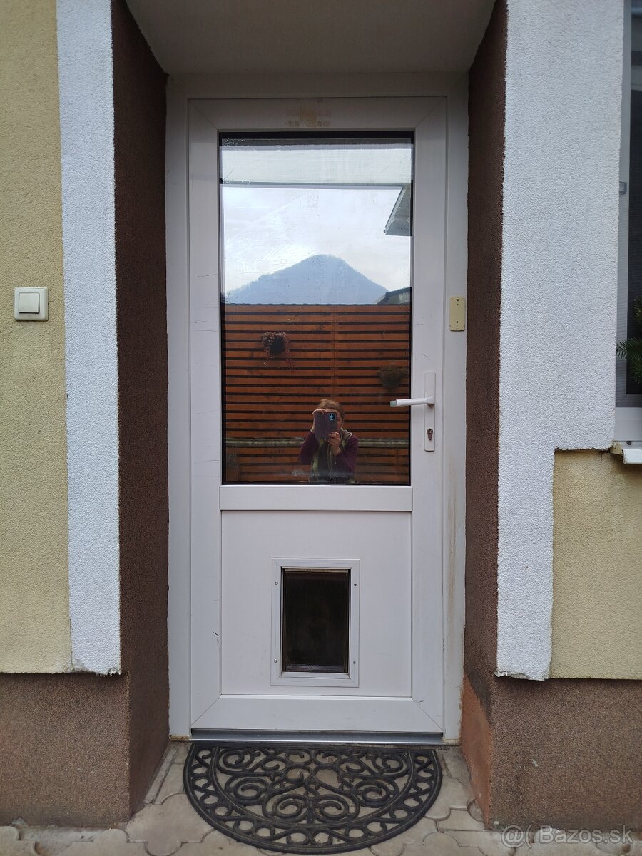 Vchodové dvere 80-ky - 3