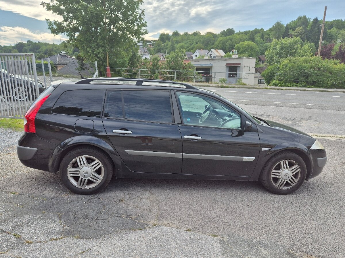 RENAULT MEGANE 1.9 dCi KOMBI - 3