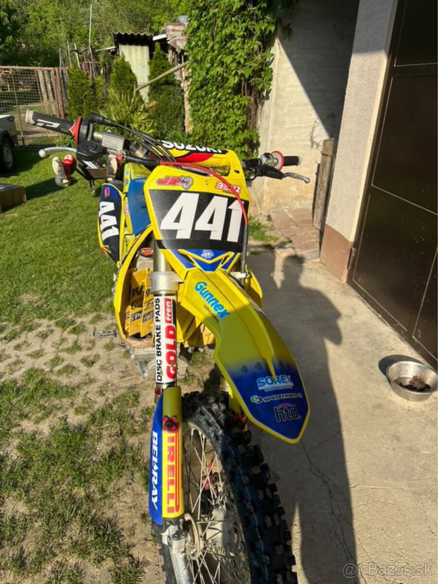 Suzuki RMZ 250