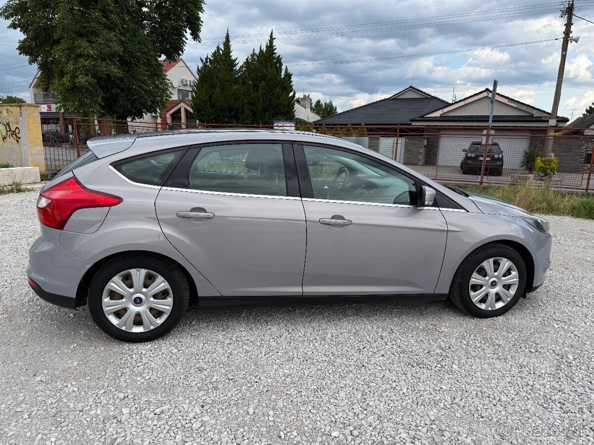 Úsporný Ford Focus 1.6 TDCi r.v. 2013 v dobrom stave, s DPH - 3