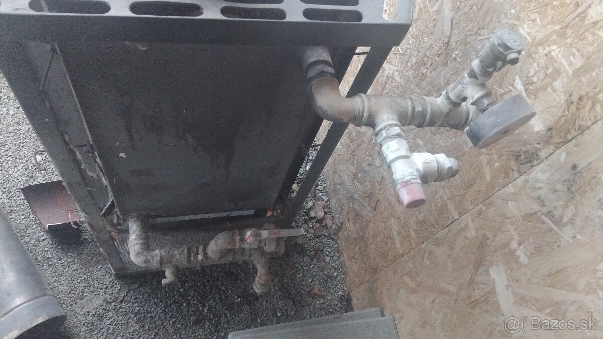 Kotol + pripojka k radiatorom - 3