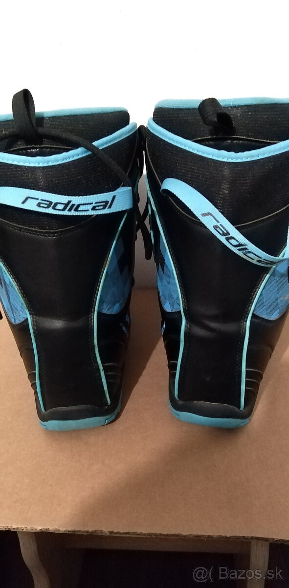 Predám snowboardové topánky RADICAL - 3